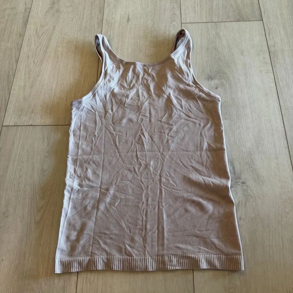 Lululemon women’s top size s